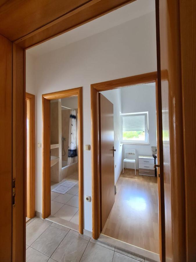 Oasis Of Peace Apartment Omis Exterior photo