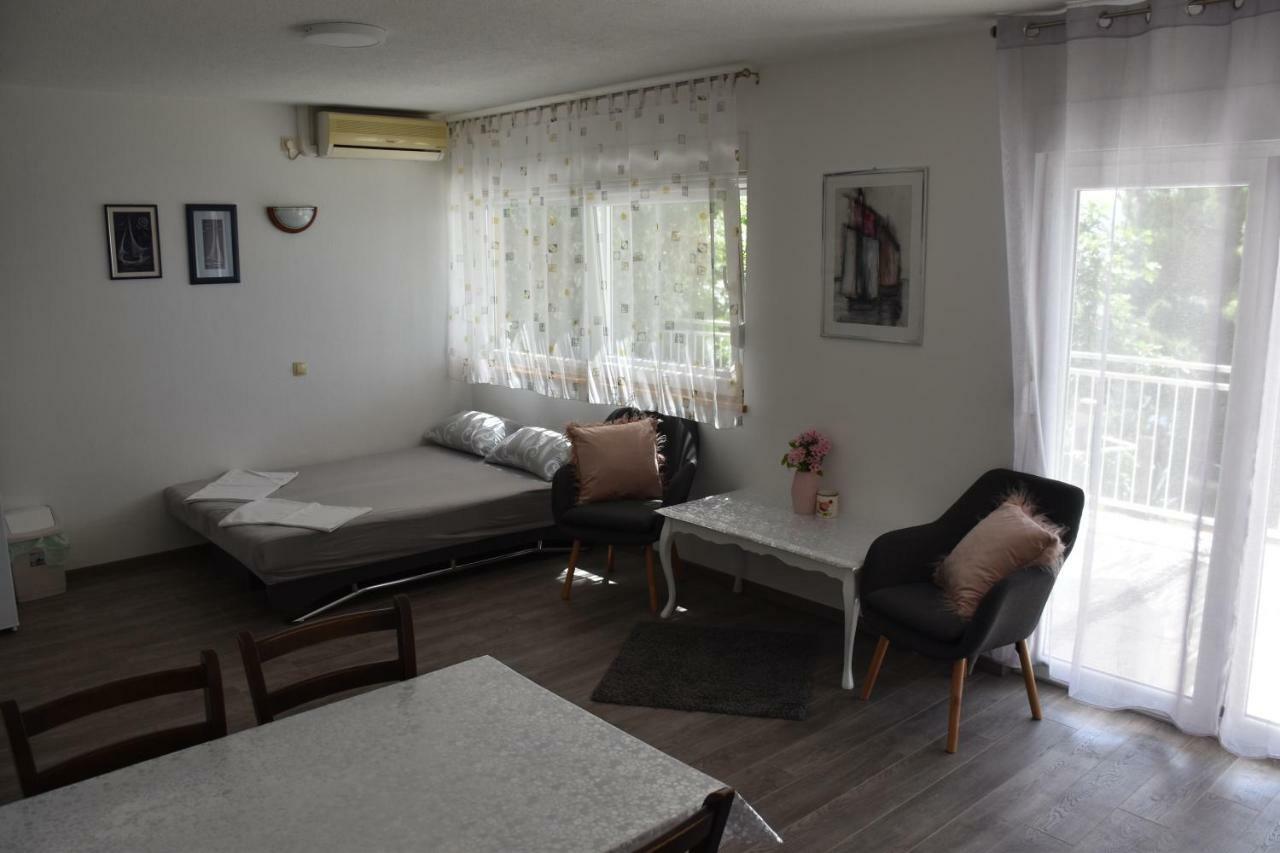Oasis Of Peace Apartment Omis Exterior photo